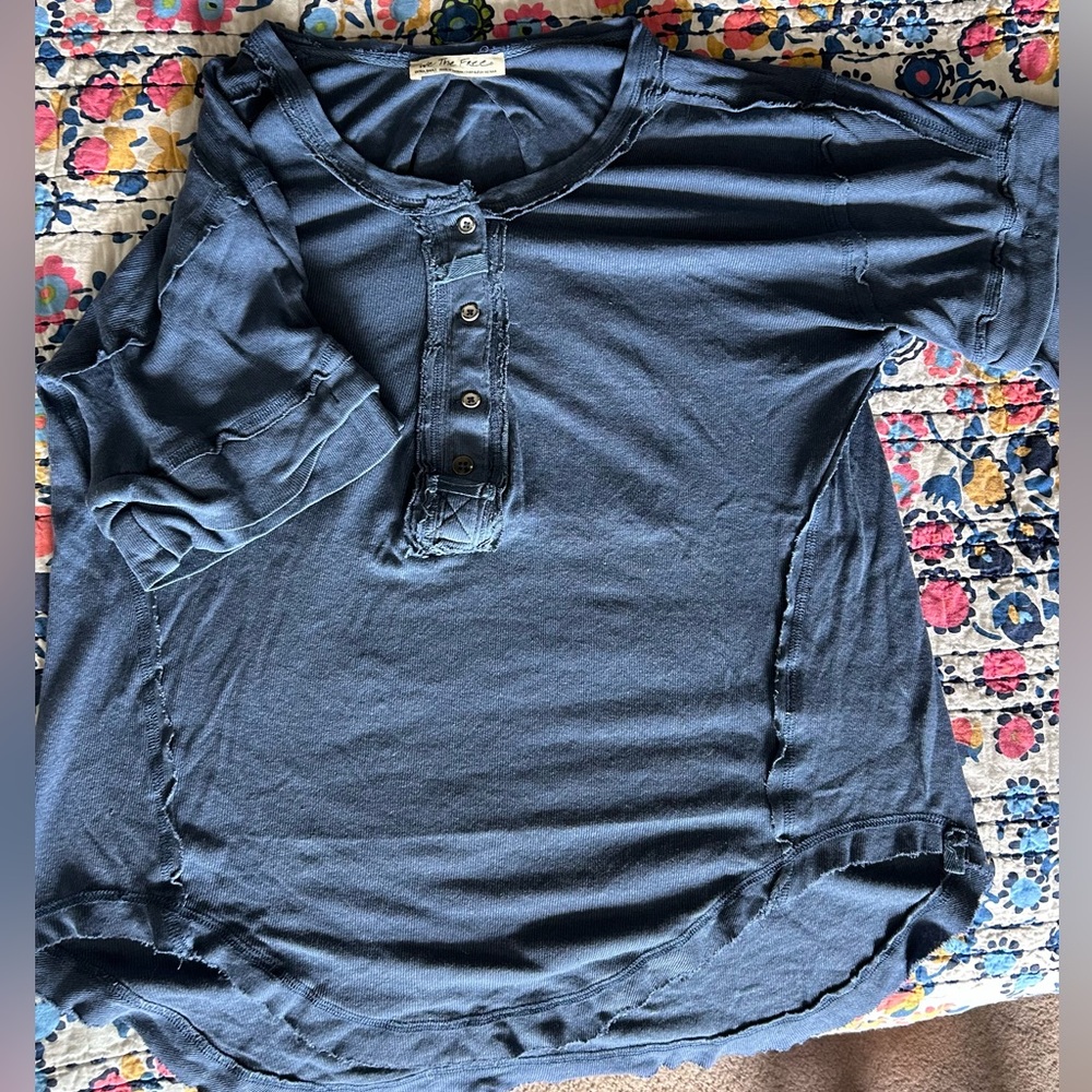 Free People Linen blend Henley tee, size XS